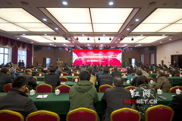 湖南省首届中高职衔接与校企（校）合作峰会于长沙召开。